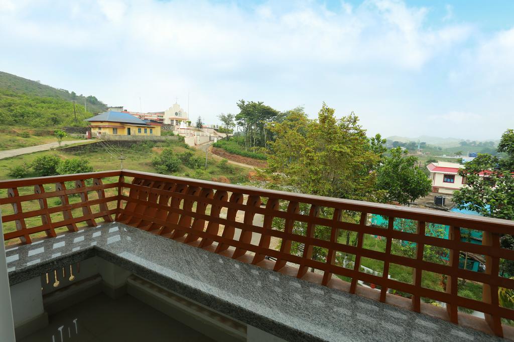 Chillax Vagamon Hotel Buitenkant foto