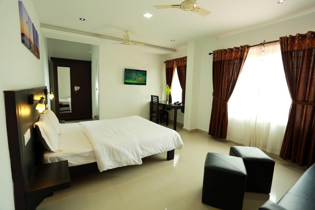 Chillax Vagamon Hotel Buitenkant foto